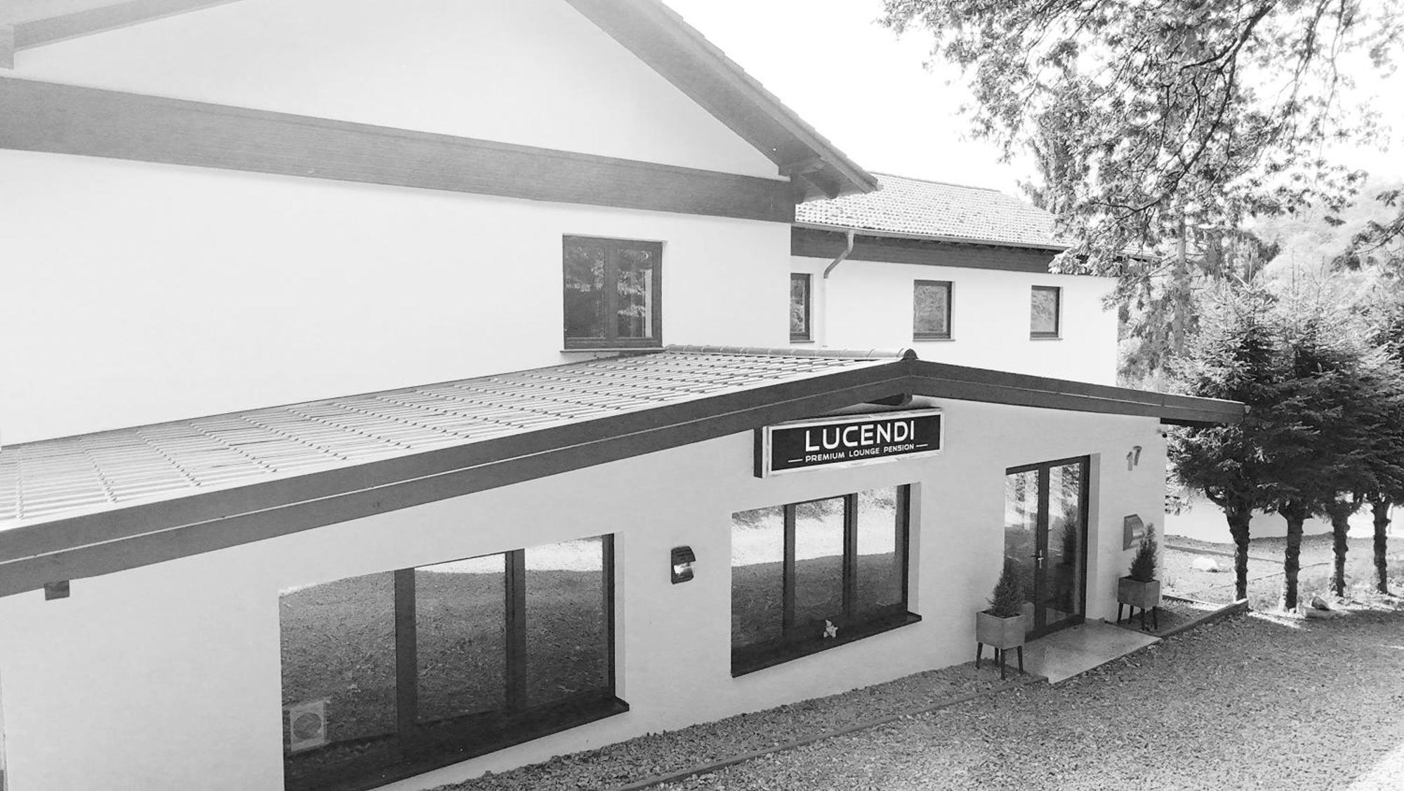 Gaestehotel Lucendi Premium Lounge Hohenleimbach Exterior photo